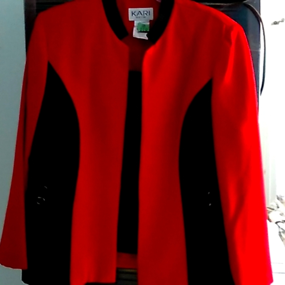 Ladies Jacket with camisole sz16
